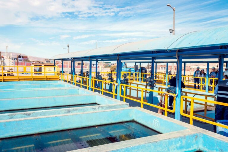 EPS Moquegua lidera el Benchmarking Regulatorio 2025 entre empresas medianas de agua potable