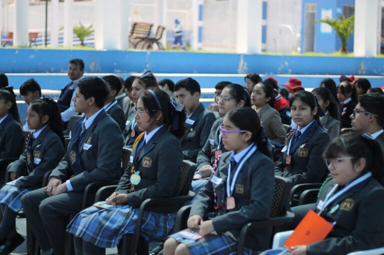 Estudiantes de Islay refuerzan liderazgo en encuentro escolar