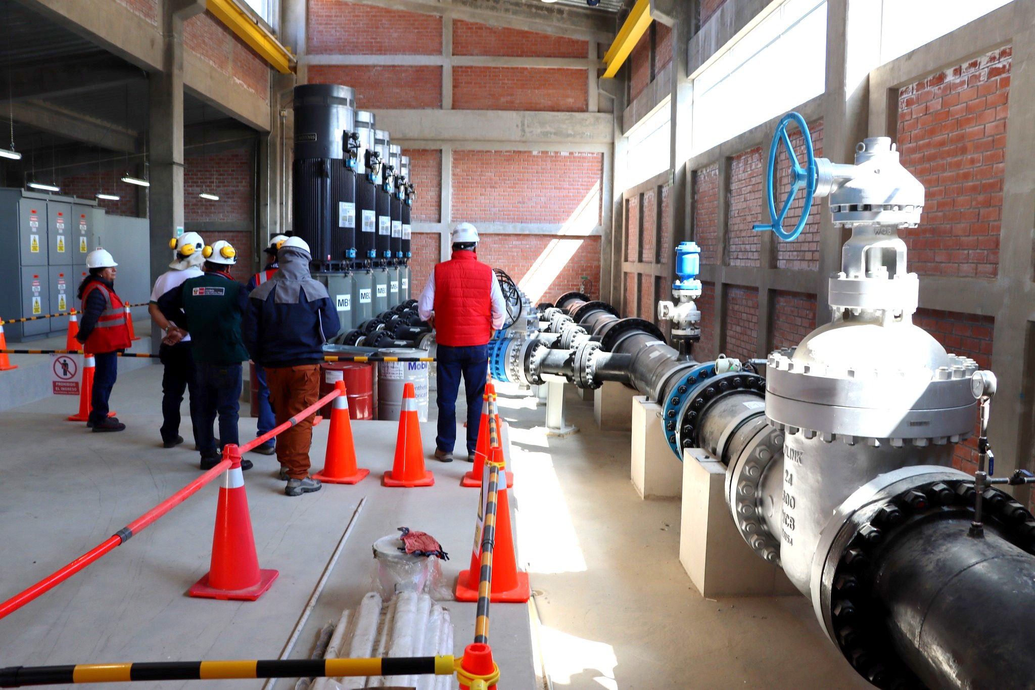 Trinquetes Políticos: La "Boluarte" de Omate 2 Estacion bombeo Chilota Chincune 31012024 La Prensa Regional