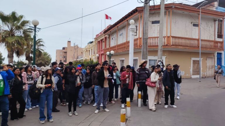 Estudiantes de arquitectura de la UNJBG de Tacna realizan análisis urbano en Mollendo
