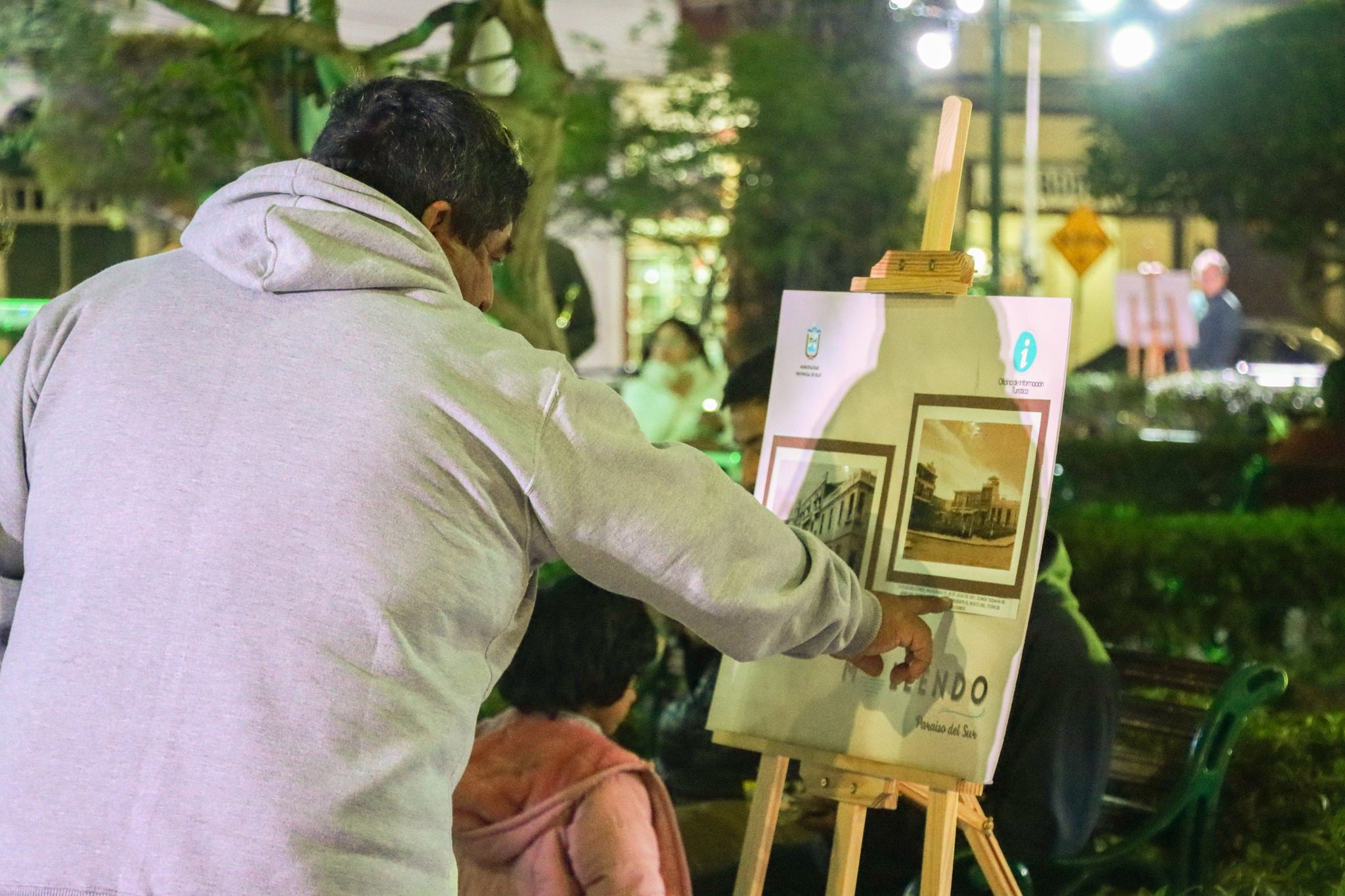 Exhibicion fotografica dia del Turismo Mollendo 26092025 4 La Prensa Regional