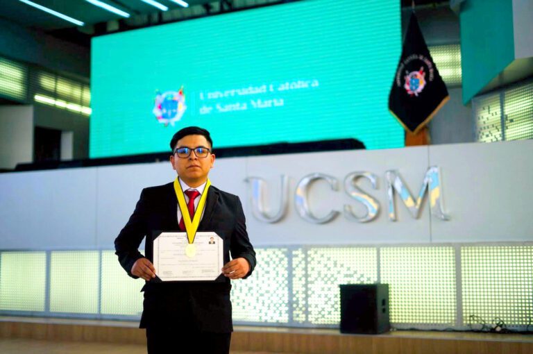 Ichuneño se gradúa como ingeniero entre los mejores 5 de su promoción