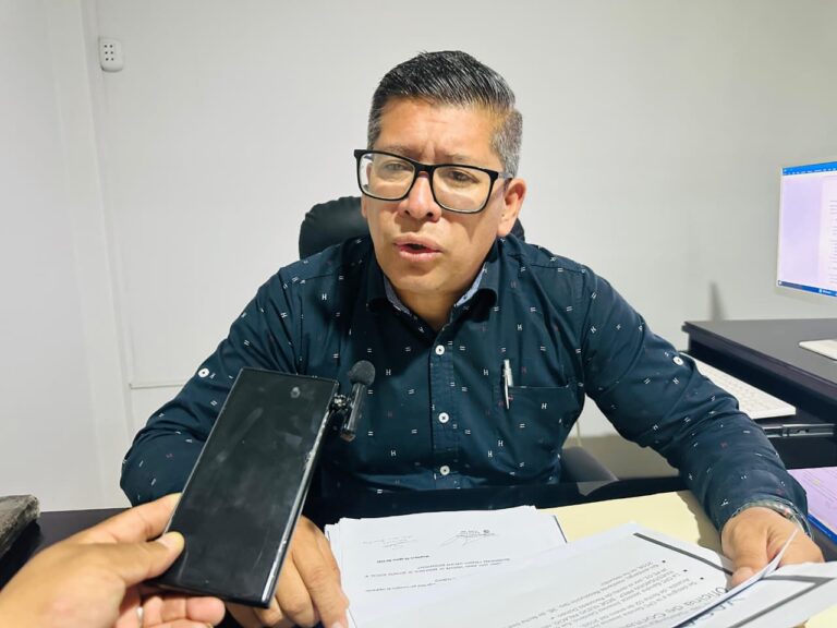 Abogado del alcalde de Samegua: “Se denunciará a regidores que aprobaron vacancia”