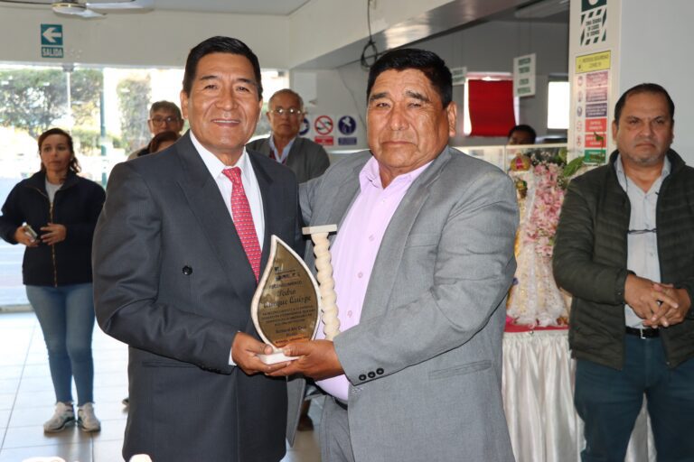 MPI: trabajador Pedro Queque culmina su etapa laboral y pasa a la jubilación