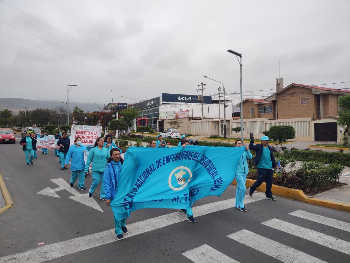 Marcha Enfermeras EsSalud Mollendo huelga nacional 09092025 3 La Prensa Regional