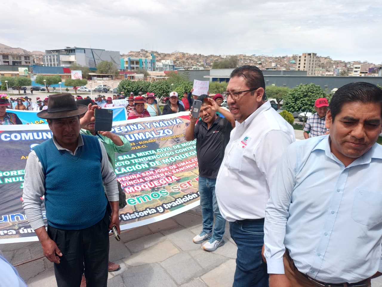 Marcha de comunidades campesinas Ichuna en rechazo a invasion de Puno 26092025 18 La Prensa Regional
