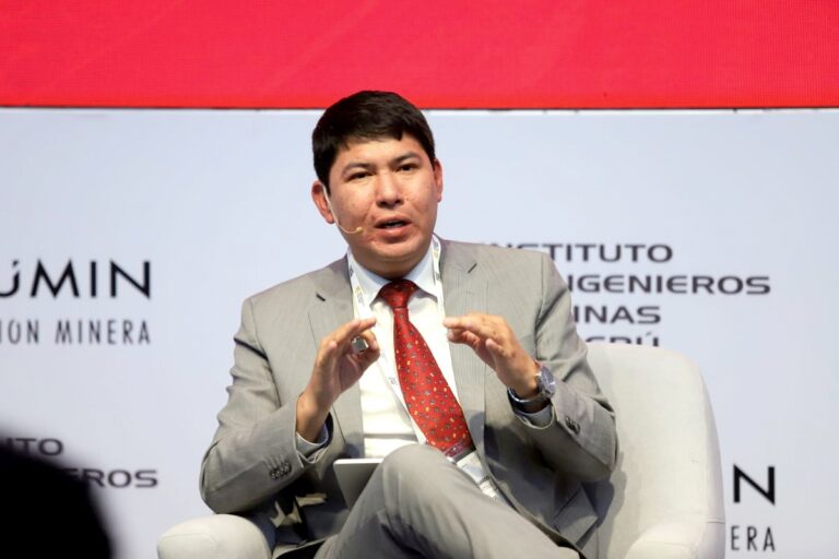 Congresista Eduardo Castillo propone alianza entre minería y agro para asegurar agua en comunidades