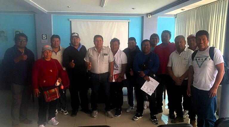 Pescadores del sur exigen respeto a cuotas y rechazan aplicativo digital