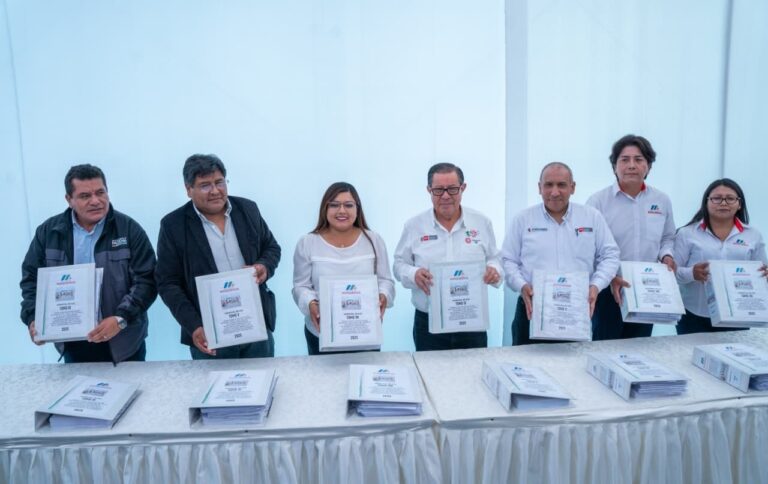 Se concreta entrega del perfil viable para el nuevo Hospital de Ilo