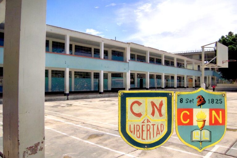 Simón Bolívar de Moquegua: forjador de generaciones en 200 años de historia