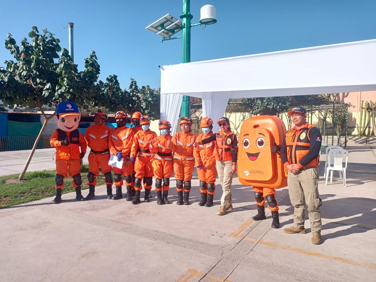 Moqueguanos e ileños participaron en simulacro multipeligro con sistema de alerta temprana 2 Simulacro con el primer SASPE Parque Grau 09092025 1 La Prensa Regional