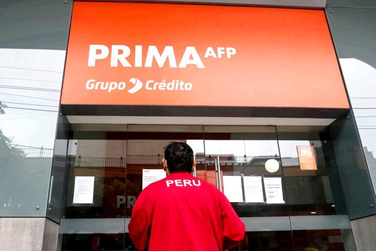 Solicitudes de retiros de fondos de AFP empezarán el 21 de octubre y retiros en noviembre