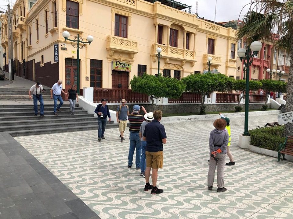 Turistas casonas de Mollendo La Prensa Regional