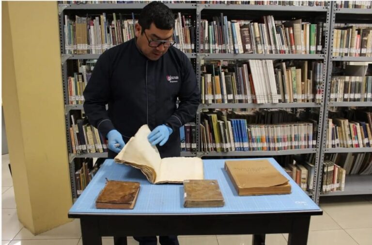 Documentos del siglo XVIII resguardan historia arequipeña