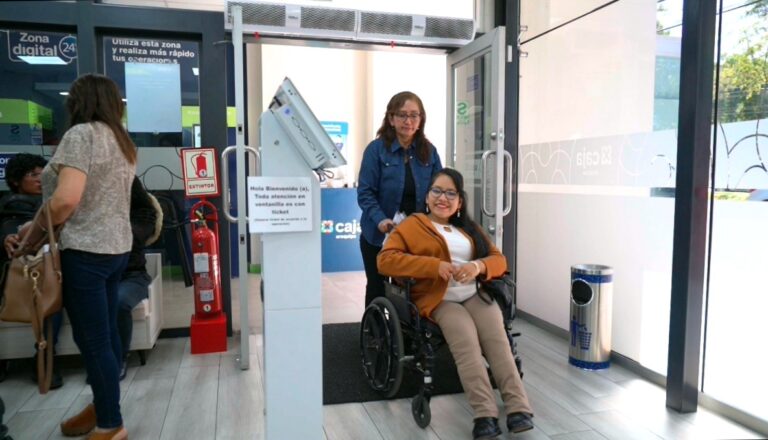 Caja Arequipa reconocida por CONADIS por su compromiso con la inclusión de las personas con discapacidad