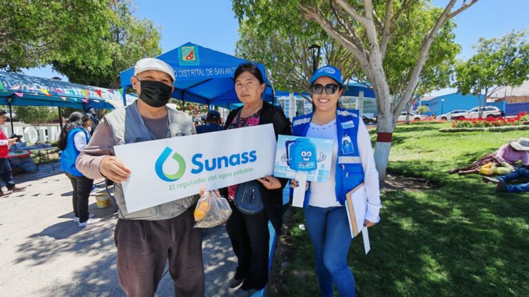 Campaña “Puerta a puerta Sunass” orientó a usuarios en Moquegua