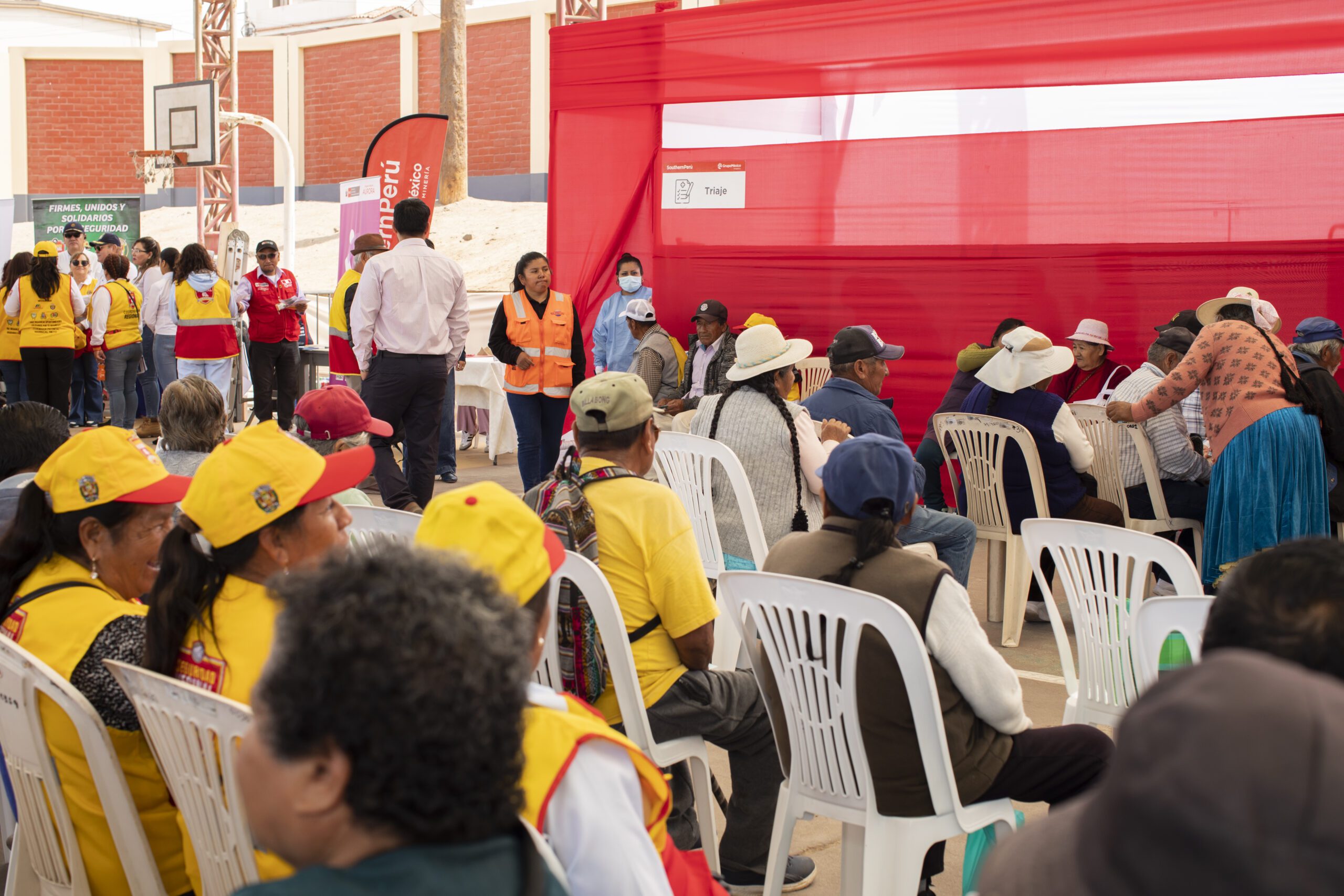 Más de 60 residentes de Ilo accedieron a campaña médica gratuita impulsada por Southern Perú 4 Campana medica gratuita Southern Peru Ilo 28102025 6 scaled La Prensa Regional