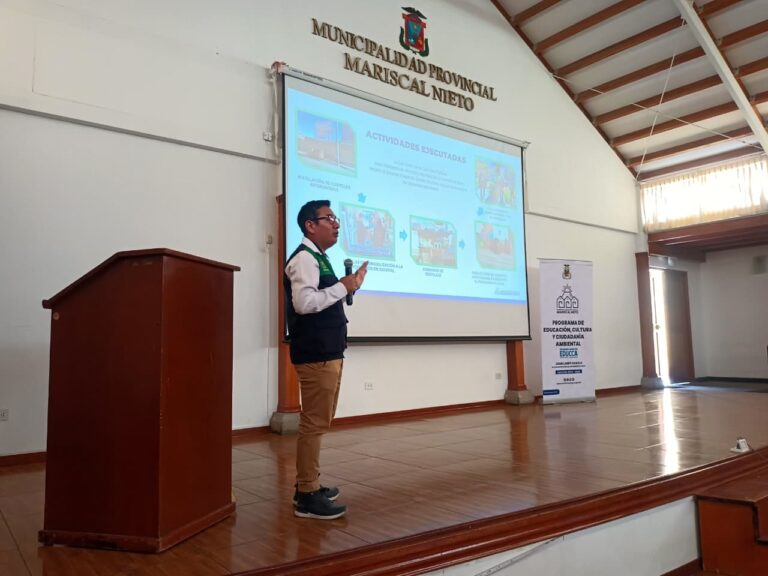 Capacitan a promotores ambientales en gestión sostenible de residuos sólidos