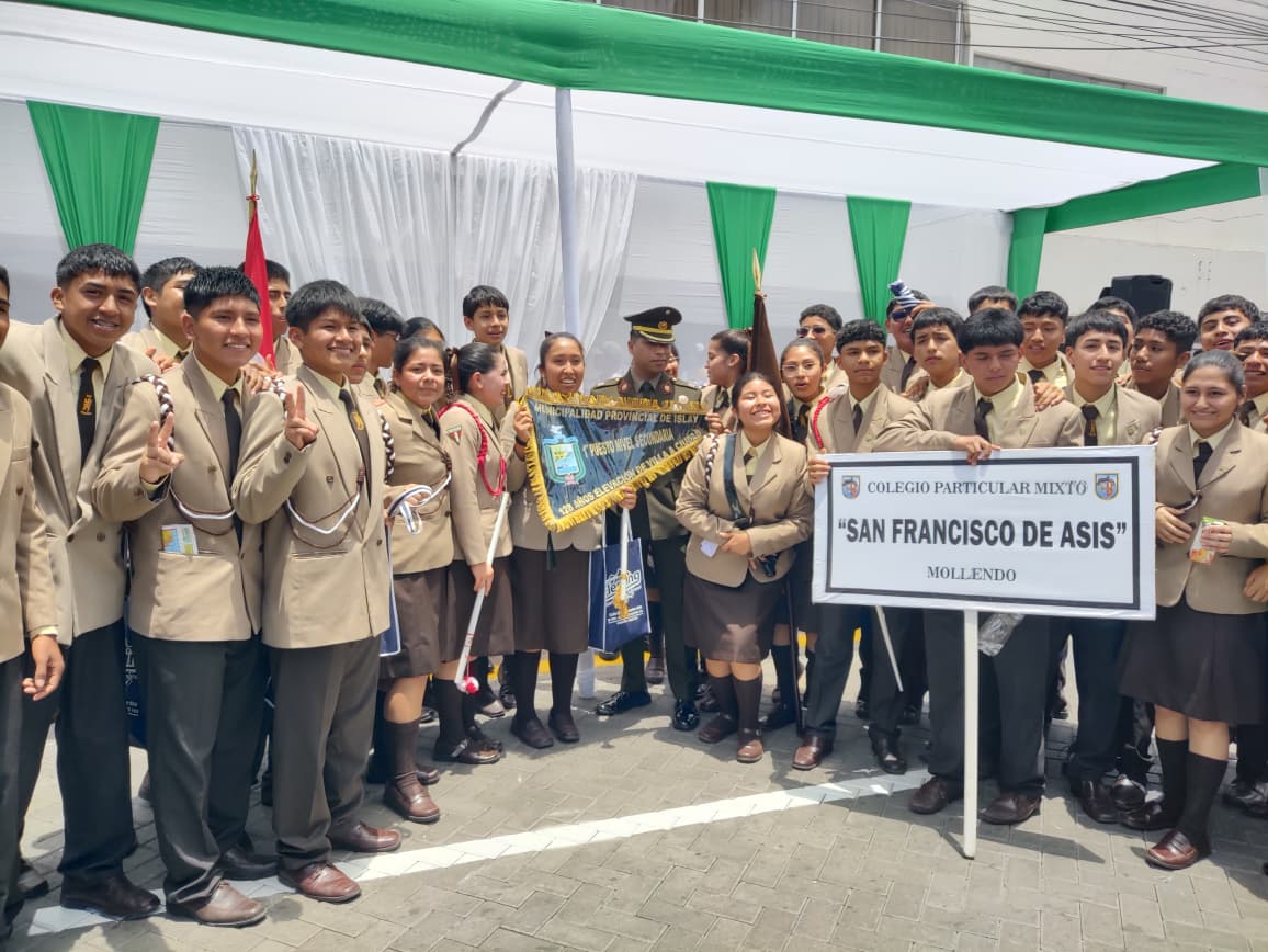 Mollendo celebró 128 aniversario de villa a ciudad con ausencias notorias 3 Ceremonia 128 aniversario villa a ciudad de Mollendo 27102025 3 La Prensa Regional