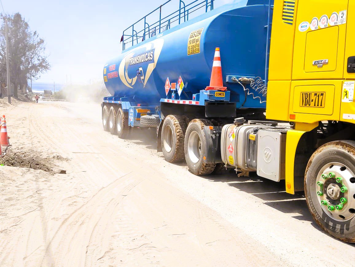 Reiteran denuncia: cisternas levantan polvo y contaminan albergue infantil 1 Cesar Loarte adm albergue Maria Inmaculada Mollendo polvo cisternas 31102025 2 La Prensa Regional