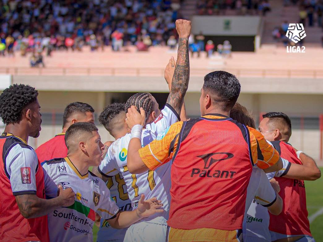 Trinquetes Políticos: “Autos locos”, no hay más 2 Club Deportivo Moquegua 26102025 La Prensa Regional