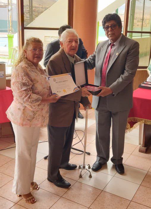 Periodistas de Mollendo celebran su día con reconocimientos y camaradería 2 Dia del periodista Mollendo 01102025 3 La Prensa Regional