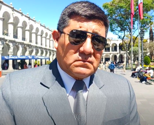 Prefecto regional de Arequipa, Francis Alarcón, puso su cargo a disposición