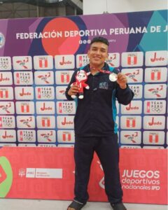 Frank Cosi Casani Derecho de la UNAM medalla de plata Campeonato Nacional de Judo 11102025 2 La Prensa Regional