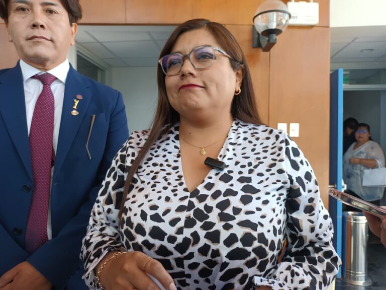 Gobernadora Gutiérrez plantea revisión del rol de Anglo American en el FDM