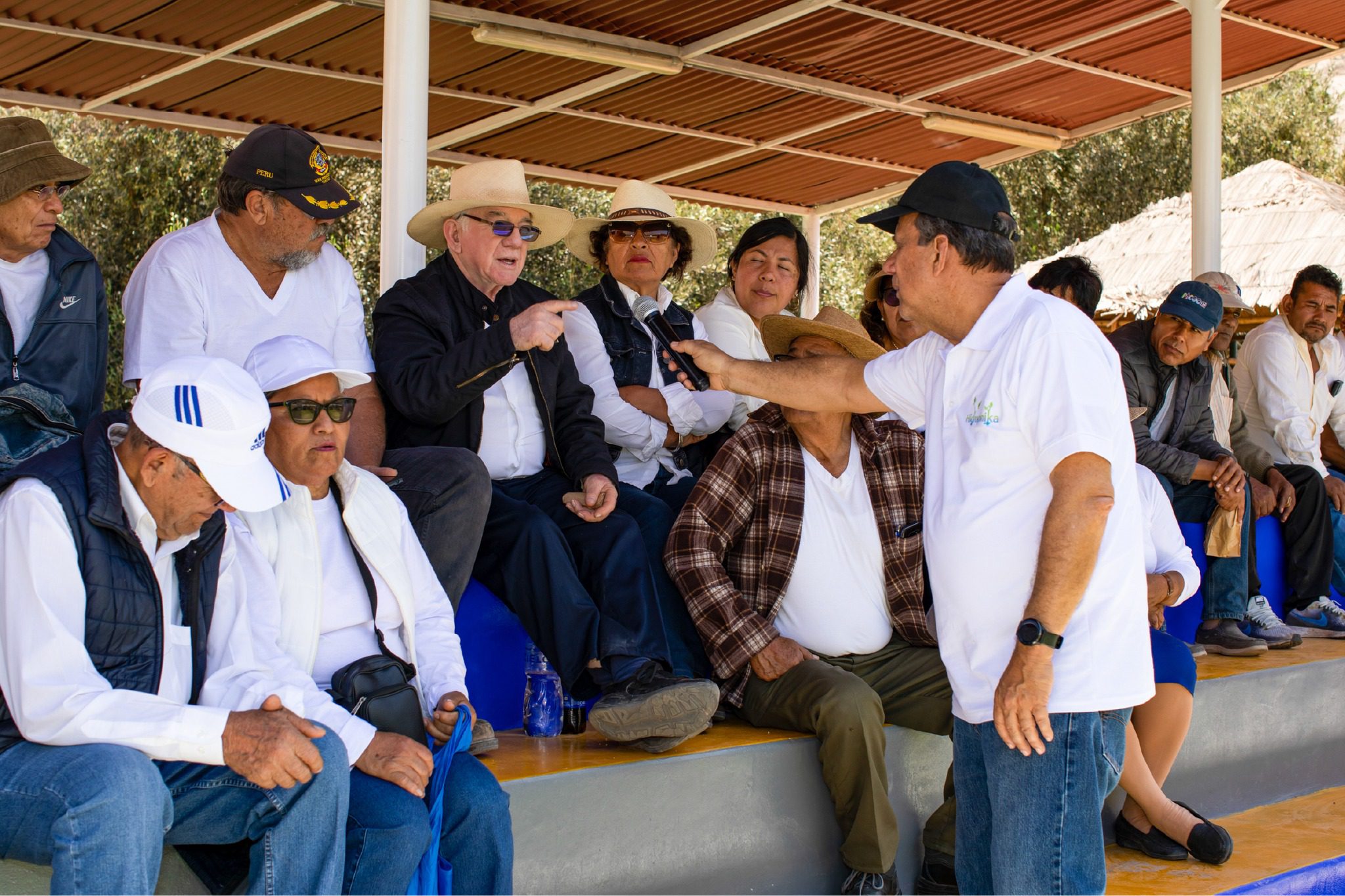 Hidrohuertos: innovación que impulsa la agricultura sostenible en El Algarrobal 4 Hidrohuertos en El Algarrobal Southern Peru MDEA 102025 5 La Prensa Regional