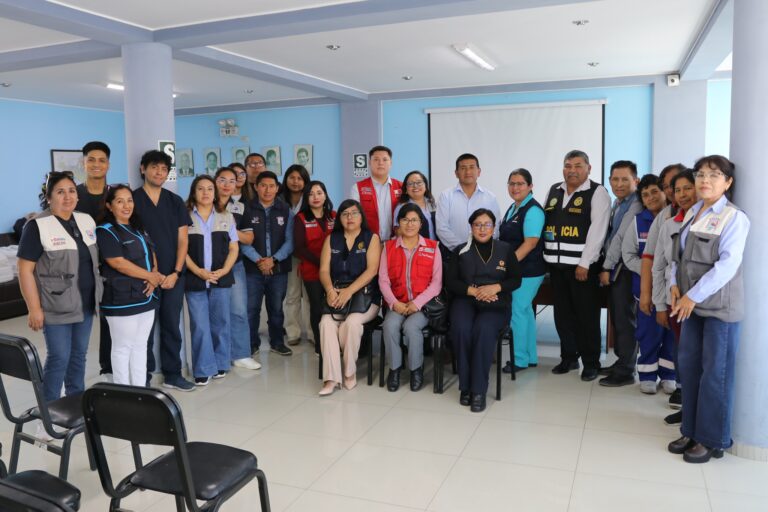 Coordinan acciones por infancia y seguridad en Matarani