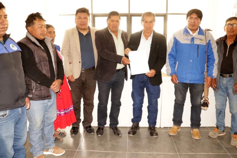 Ichuña: juramentó nuevo teniente gobernador de la comunidad campesina Antajahua