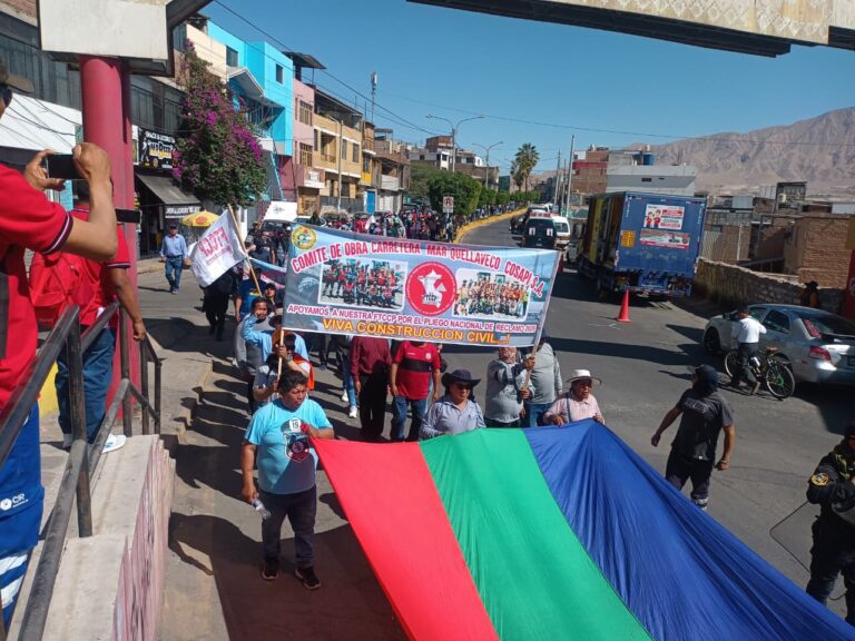 Construcción Civil de Moquegua e Ilo se movilizan y exigen más obras