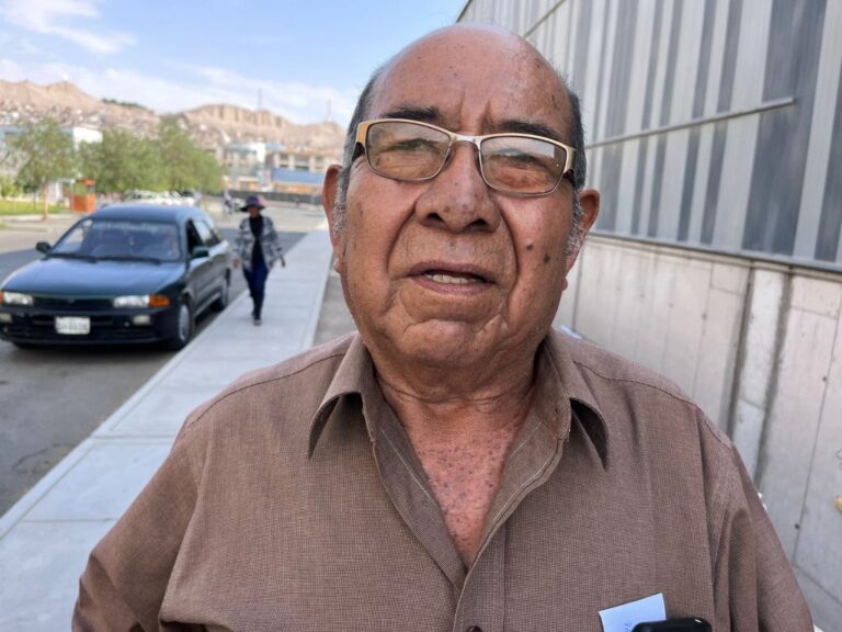 Adulto mayor denuncia despido arbitrario por parte del jefe de Recursos Humanos del GORE