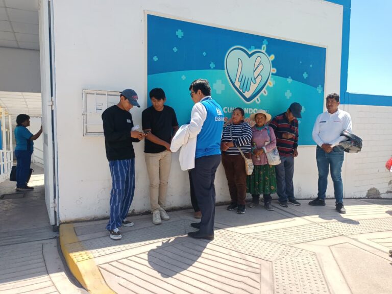 Familia denuncia presunta negligencia tras muerte de anciano en EsSalud