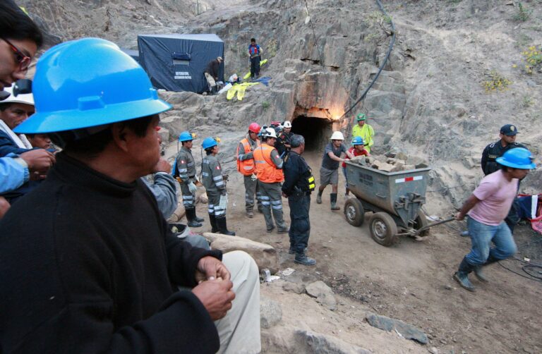 Congreso pretende ampliar vigencia del Reinfo y reincorporar a 50 mil mineros informales excluidos