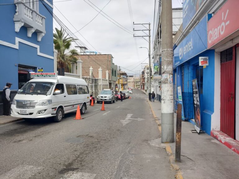 Mollendo: Evaluarán nuevas rutas de combis hacia zonas con creciente demanda