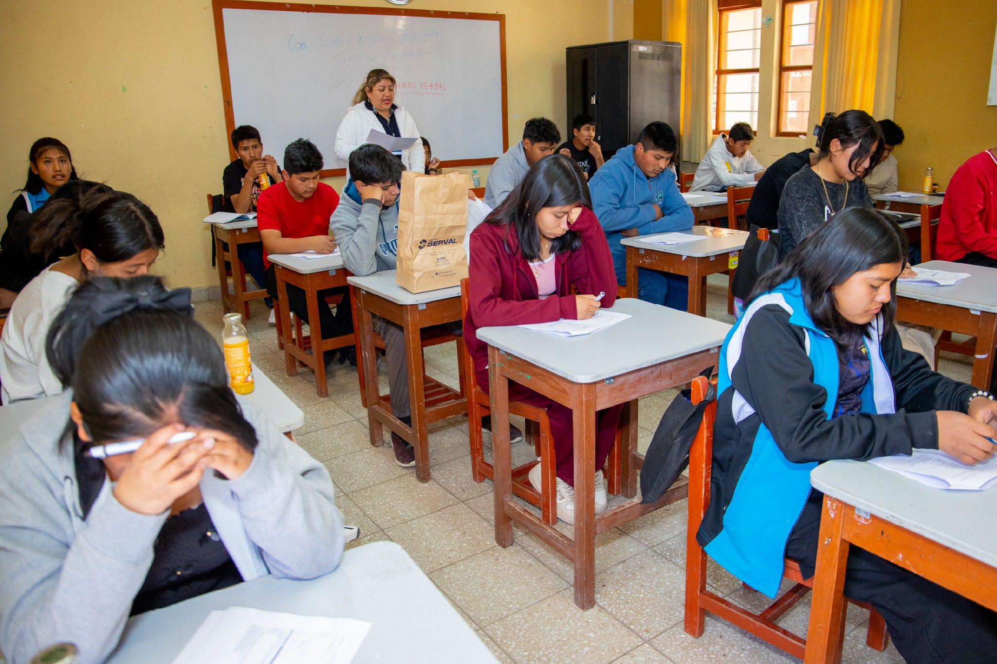 Southern Peru continúa fortaleciendo la educación preuniversitaria en Torata y Yacango 2 Southern Peru segunda edicion de talleres preuniversitarios en Torata y Yacango 102025 3 La Prensa Regional