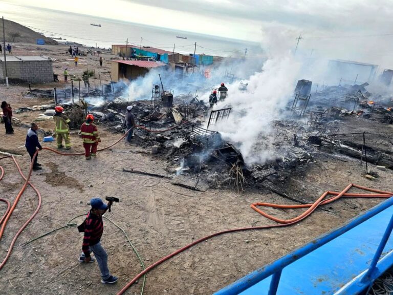 Damnificados del incendio en 28 de Julio organizan actividad para reconstruir sus viviendas
