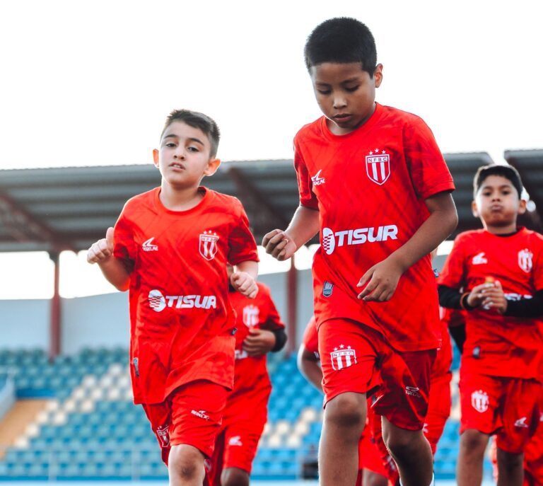 Club Nacional FBC presentó su academia de menores