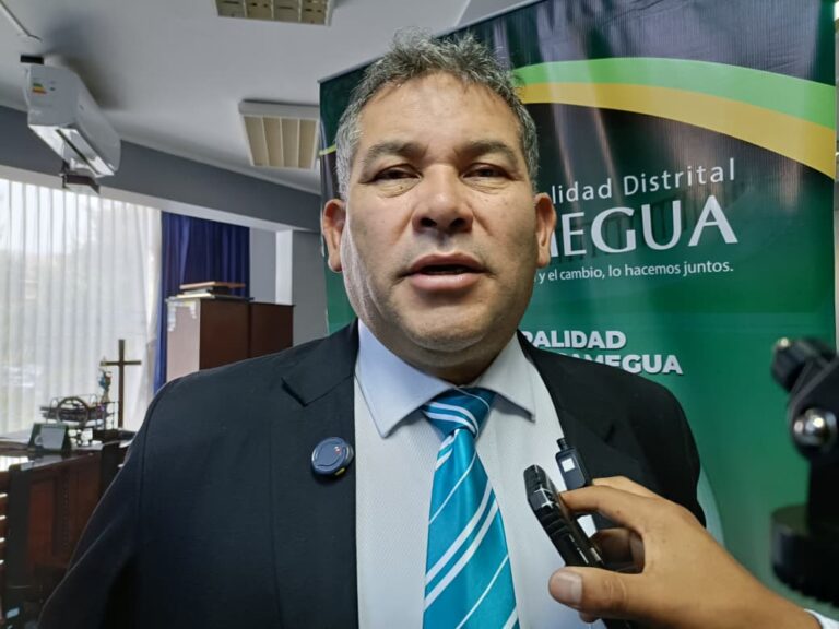 Alcalde de Samegua informa sobre avances del proyecto de agua y desagüe para su distrito