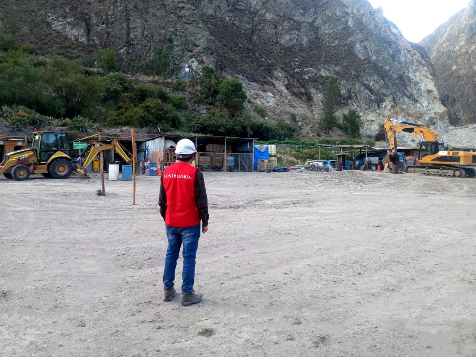 Contraloría General advierte deficiencias técnicas en asfaltado de la carretera Lloque – Matalaque 1 Carretera Lloque – Matalaque Informe Contraloria 05112025 2 La Prensa Regional