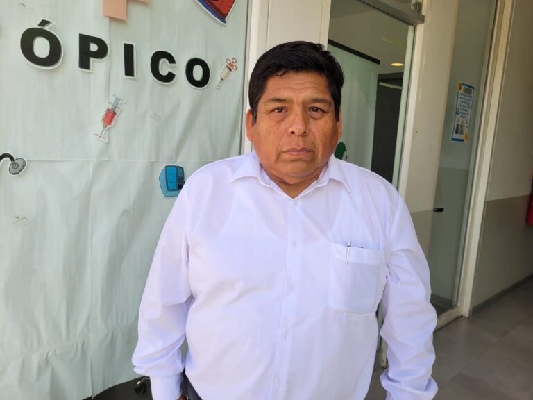 Consejero evalúa acción judicial por demora de la PNP sobre retorno de 100 policías