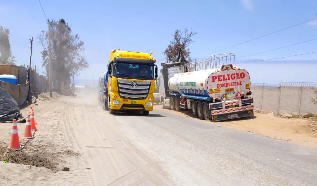 Buscan reducir congestión y riesgos por cisternas en El Tambeñito 1 Cisternas el Tambenito 31102025 La Prensa Regional