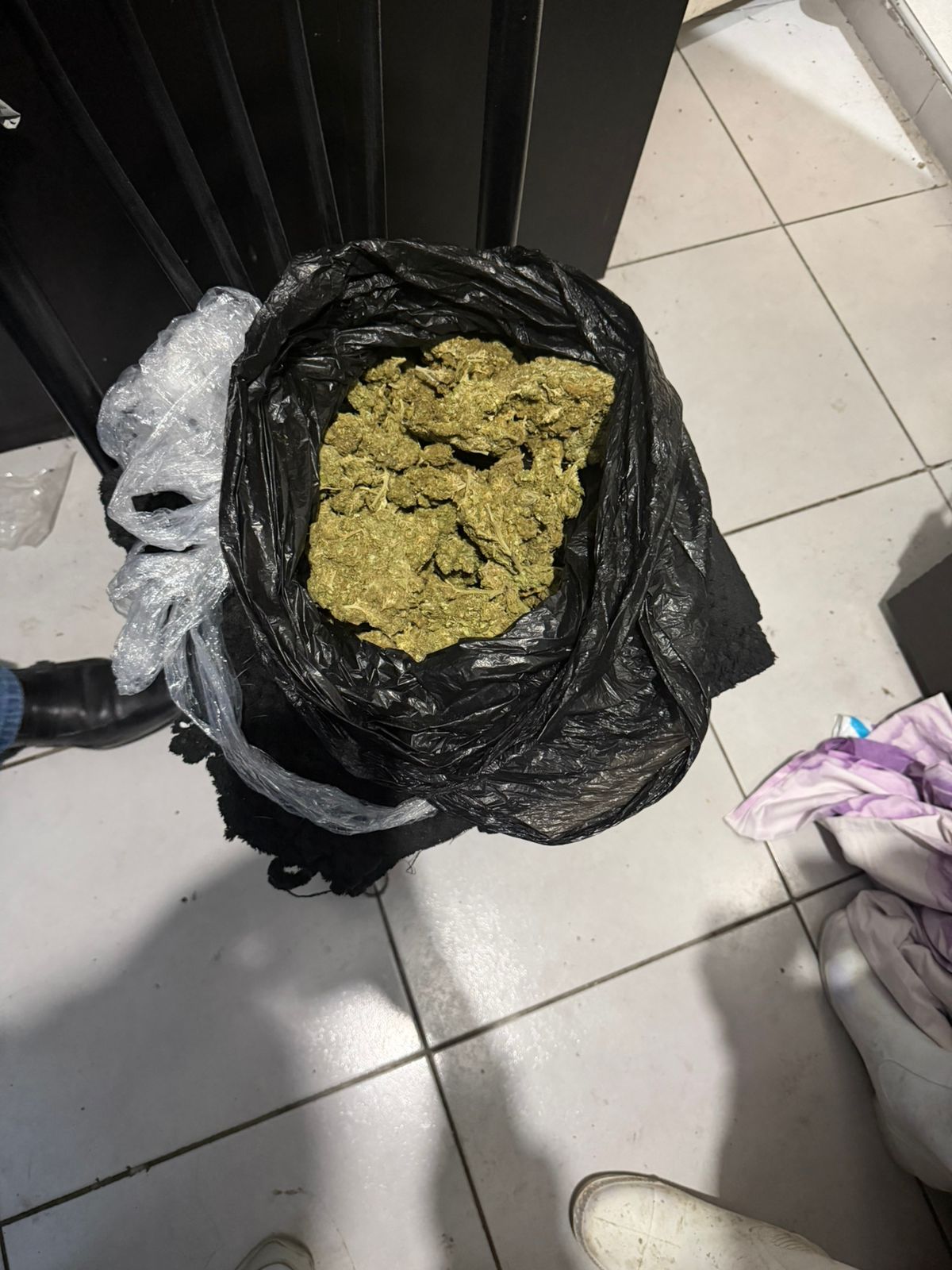 Intervienen a sujeto por presunta micro comercialización de drogas en Ilo 1 Detenido en posesion de marihuana Brandon Joel CABRERA ALVAREZ 27 Foto PNP La Prensa Regional