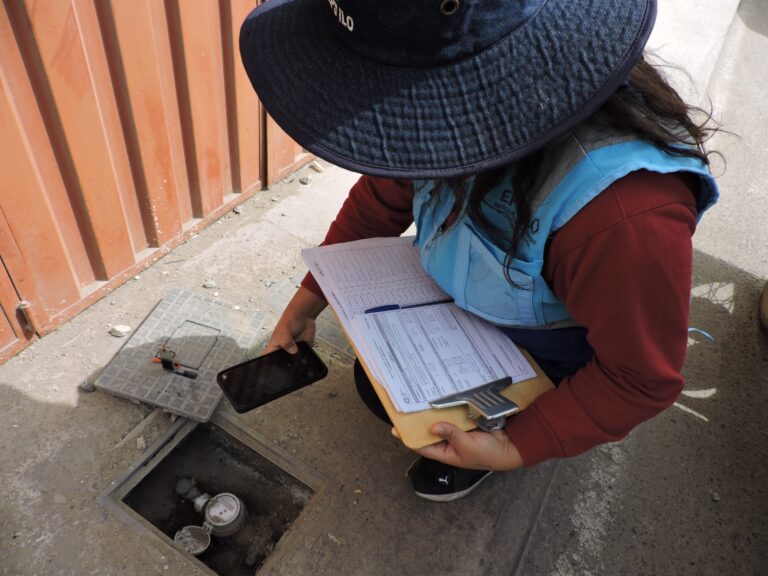 EPS Ilo inicia renovación de micromedidores para mejorar el servicio y asegurar un cobro justo