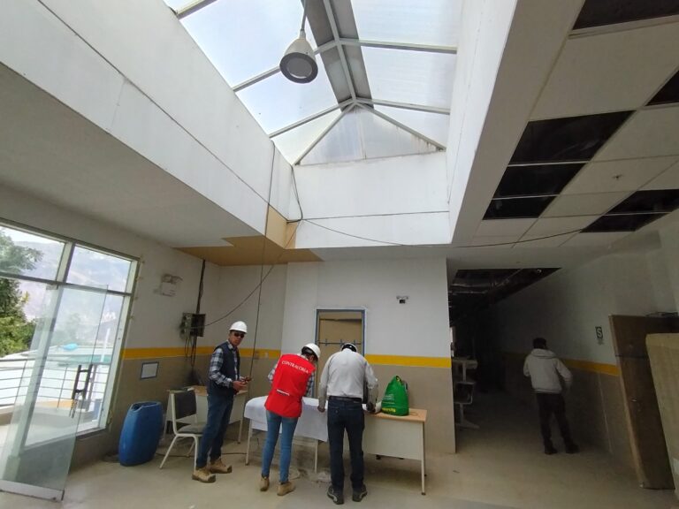 Instan entrega parcial del hospital de Cotahuasi