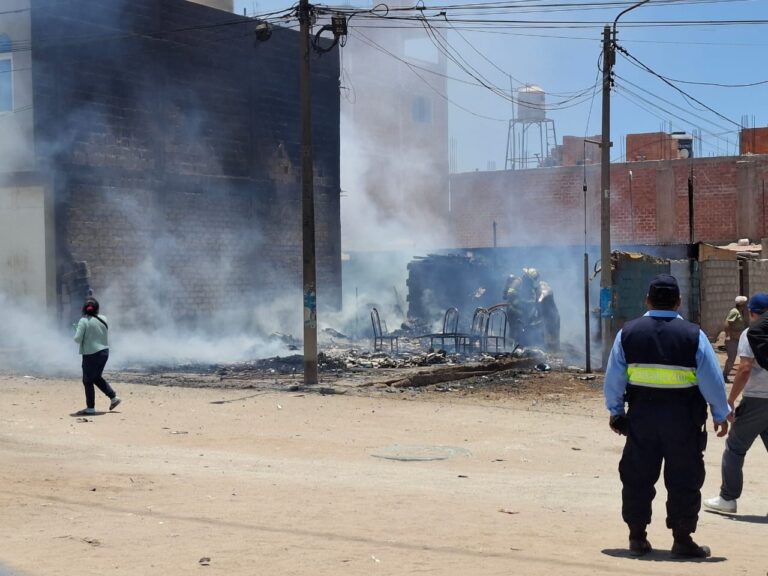 Ocho damnificados tras voraz incendio en Villa Miraflores de Ilo