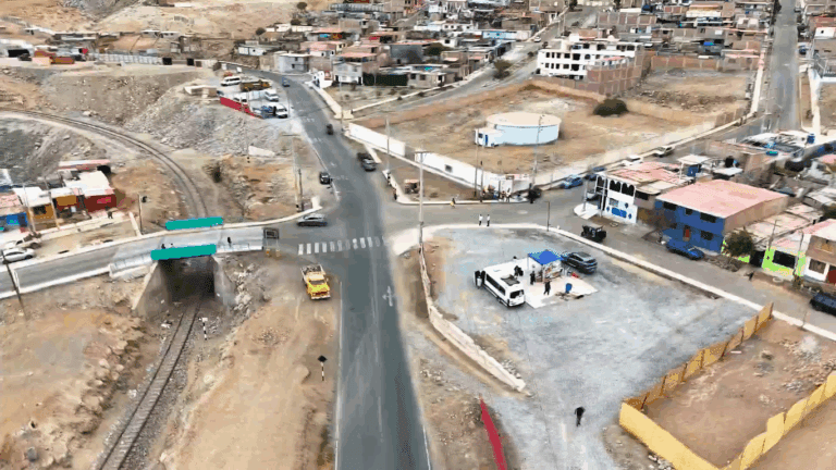 Puente Santa Rosa: minivanes representan un riesgo inminente, advierte la MPI