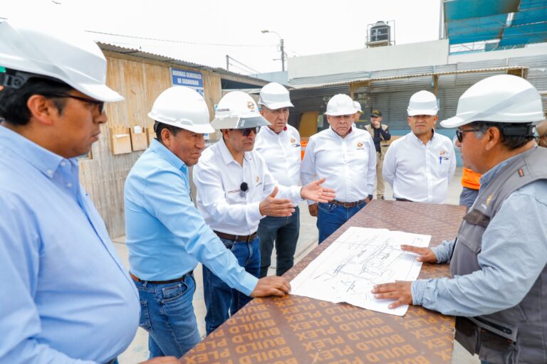 Mollendo: visita inopinada del gobernador revela retrasos en obra de Los Cuatro Pueblos